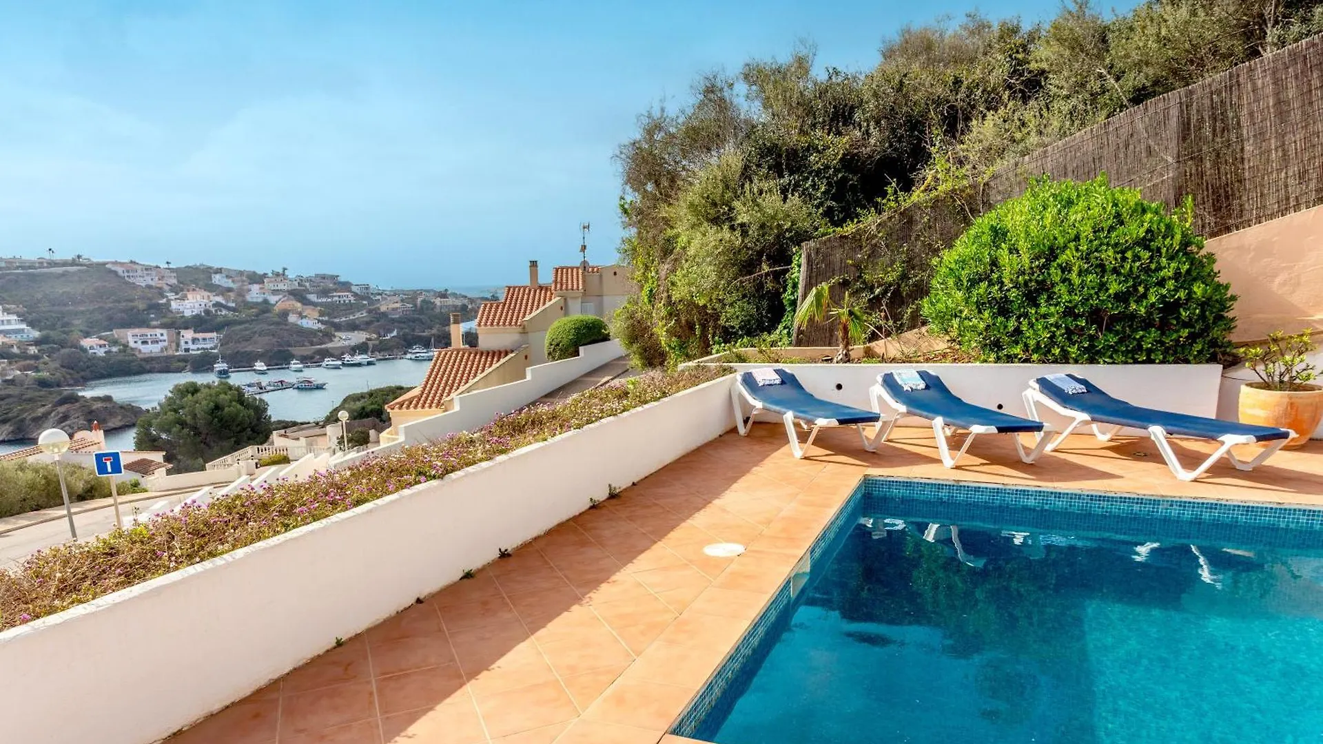 Holiday home Villa Kingfisher Cala Llonga